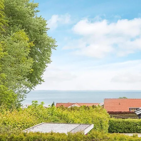 Dom wakacyjny Four-bedroom Holiday In Sjolund 2 Sønder Bjert